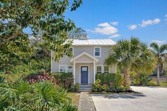 Building Photo - 1425 E Crisafulli Rd