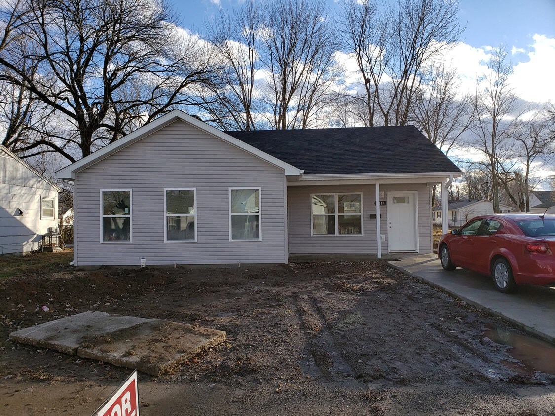 1014 Emmons St, Mexico, MO 65265 House Rental in Mexico, MO