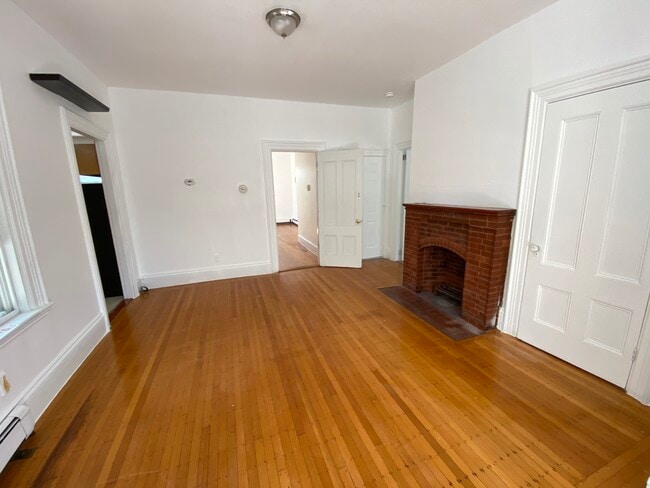 Building Photo - 299 Highland Ave