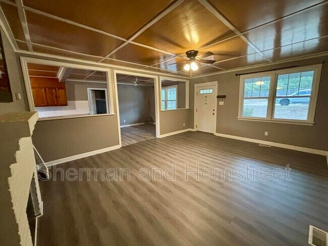 Building Photo - 1508 Heard Ave