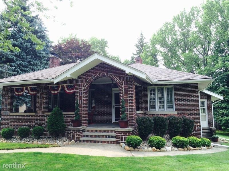 Primary Photo - 4 br, 2 bath House - 2535 Robindale Avenue