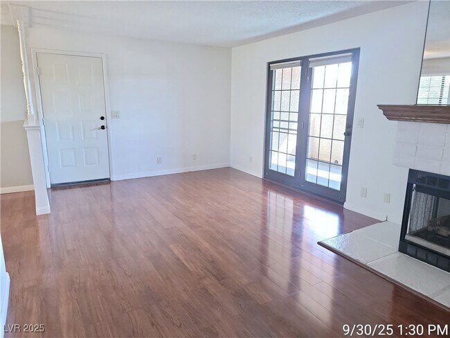 Foto del edificio - 4221 Gannet Cir