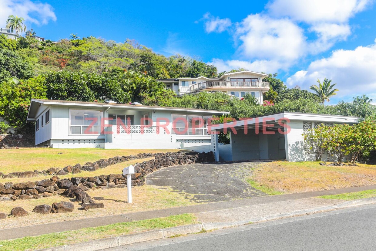 Foto principal - Lower Waialae Iki 3 Bedroom, 2 Bath Single...