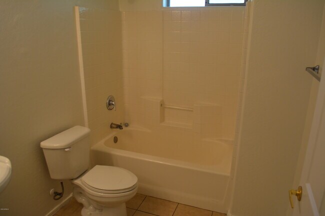 Foto del edificio - 18017 N 40th Pl