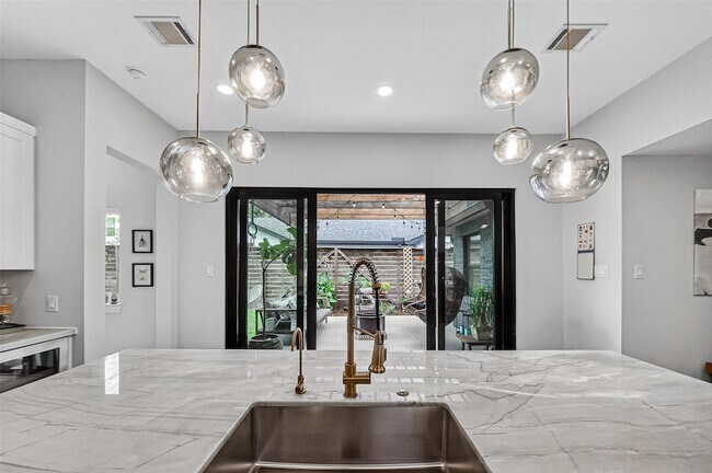 Foto del edificio - 209 Woodard St