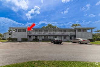 Building Photo - 2820 SW 15th St