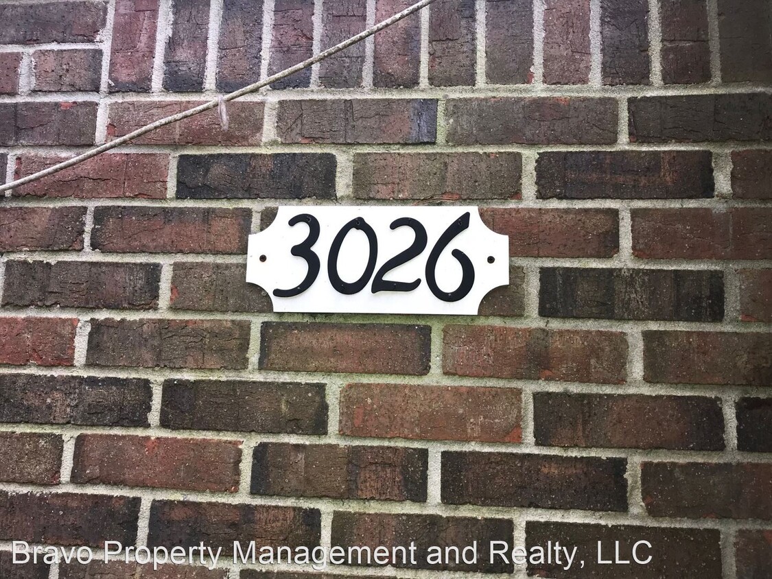 Primary Photo - 3024-3026 Sonya Ln