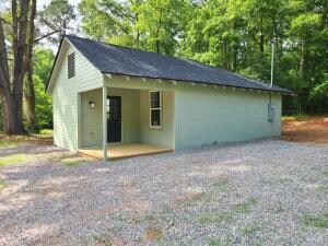 Primary Photo - 2223 Martintown Rd