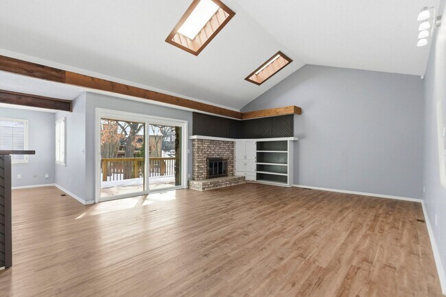 Foto del edificio - 3460 E Catalpa St