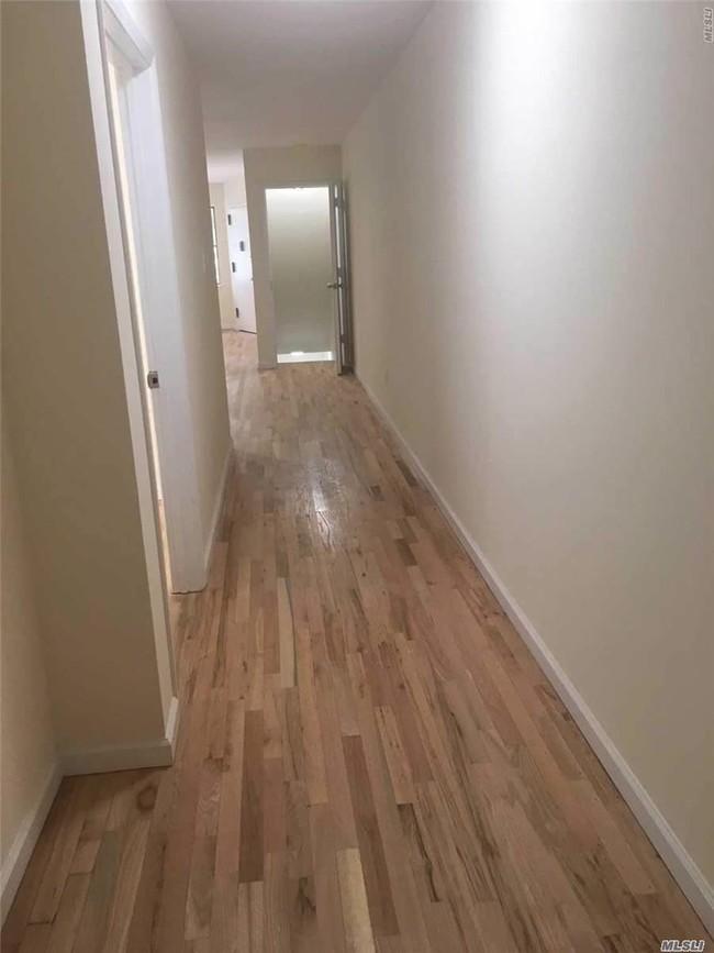 Foto del edificio - 84-22 130th St