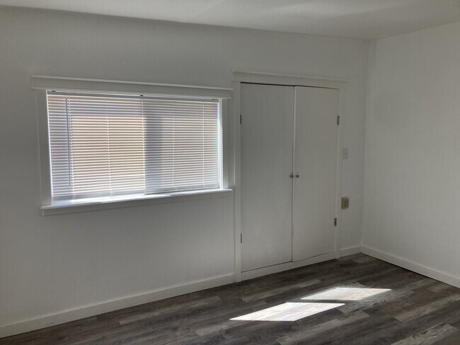 Foto del edificio - 95 Champlin Ln