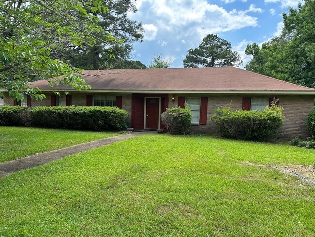 Photo - 5703 Medallion Dr House