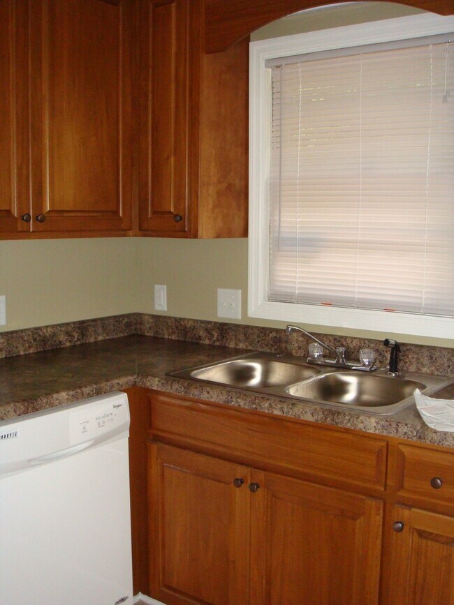 Foto del edificio - NICE TWO BEDROOM DUPLEX