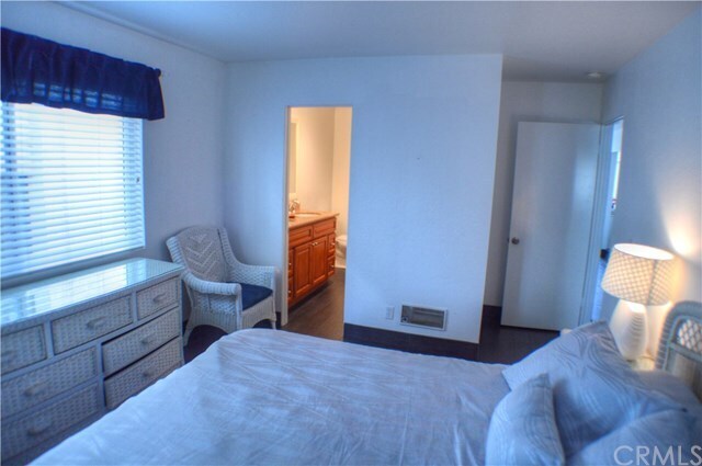 Building Photo - 411 Avenida Granada
