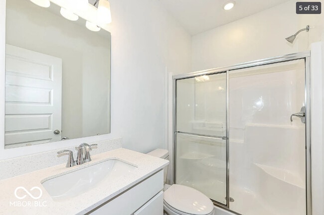 Building Photo - 5155 Summerton St