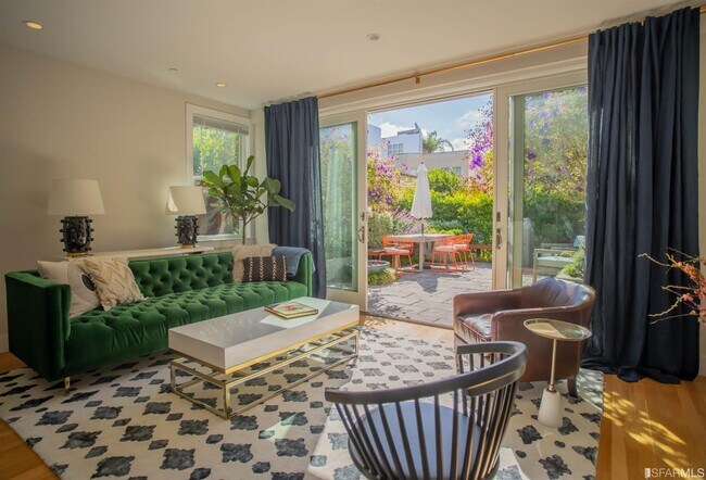 Foto del edificio - 1263 Bay St