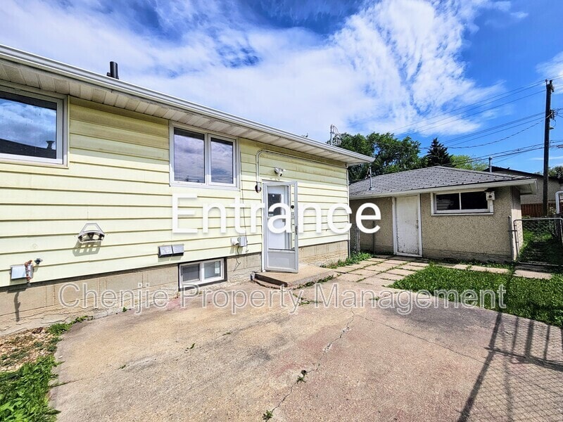 Primary Photo - 13419-13124 124 Ave NW