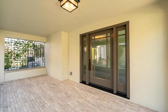 Foto del edificio - 820 Brent Ave