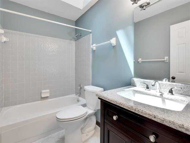 Building Photo - 2216 Tuscavilla Rd