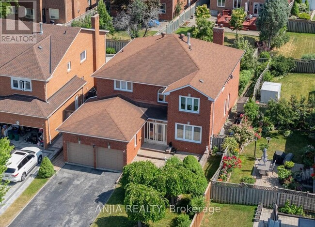 Building Photo - 5 Janna Ct