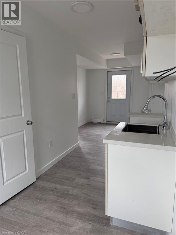 Photo du bâtiment - 127 HighRiver Trl