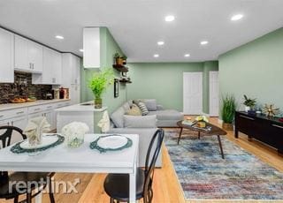 Building Photo - 1 br, 1 bath House - 458 River Rd Apt J