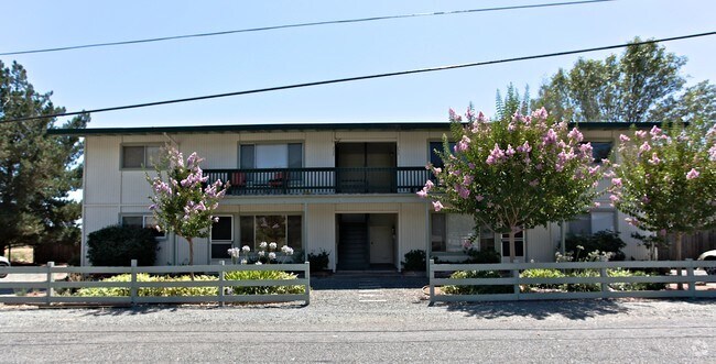 Foto del edificio - 731 Donald St