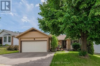 Building Photo - 21 Westhill Rd