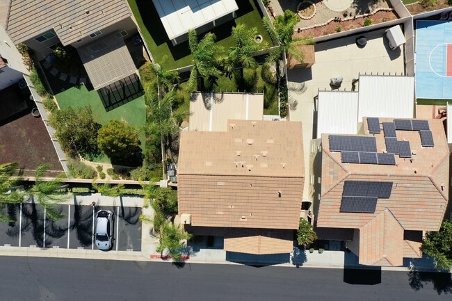 Building Photo - Woodmont