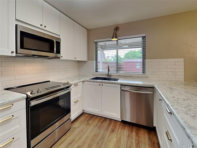 Building Photo - 521 Lottie Ln