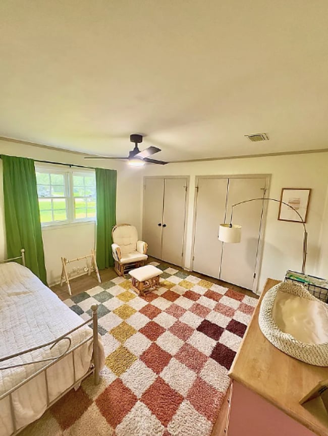 Building Photo - featuring an open layout - rent to own!