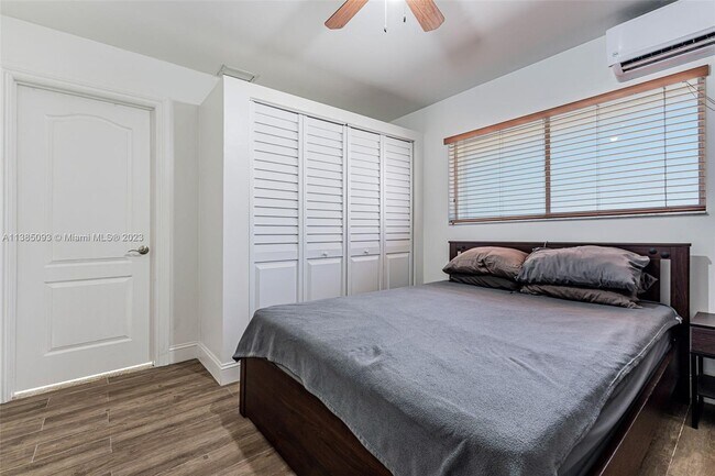 Foto del edificio - 15200 SW 163rd St