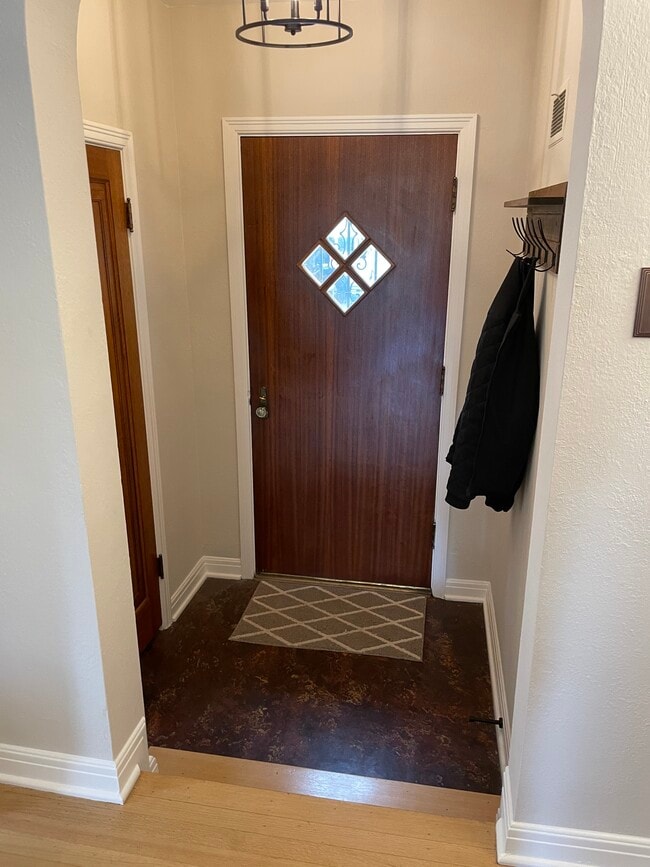 Front door entryway (not the side door mentioned above) - 1660 Oneida St