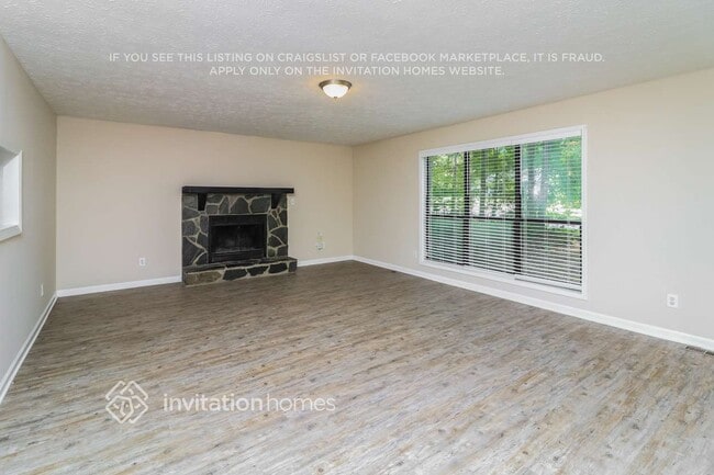 Building Photo - 976 Davis Mill Rd S