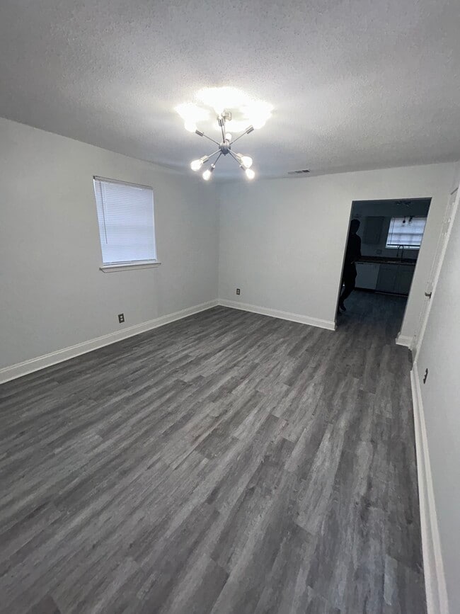 Living room - 3609 Golden Dr