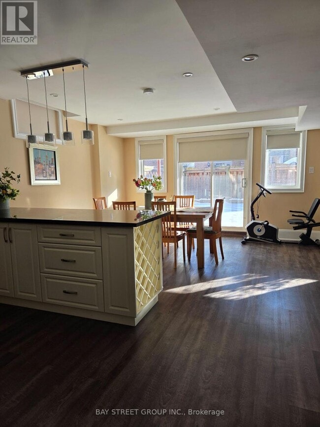 Building Photo - 109 Hua Du Ave