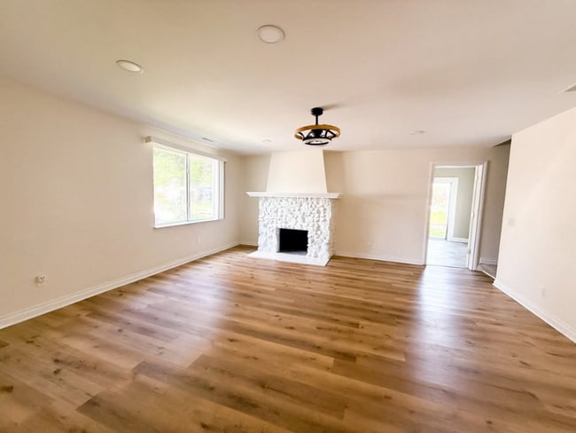 Building Photo - 134 Eckfield Dr