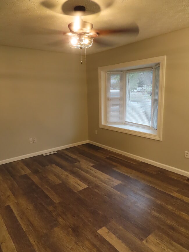 Livingroom - 2750 Arbury Ct