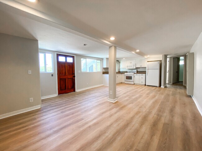 Foto del edificio - 4519 Acacia Ave