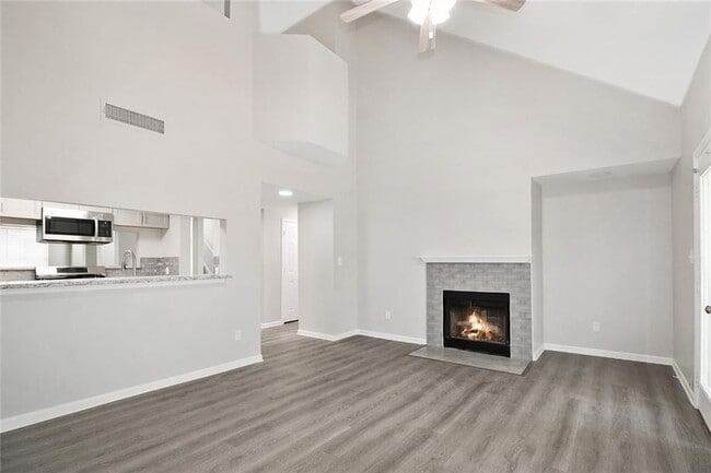 Foto del edificio - 204 Ivy Green Ln SE