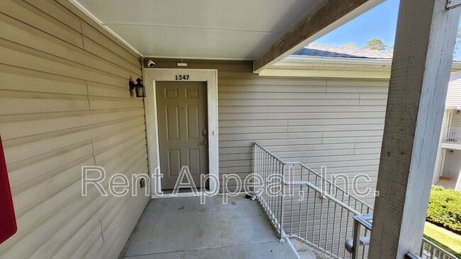 Building Photo - 1347 Keys Crossing Dr NE