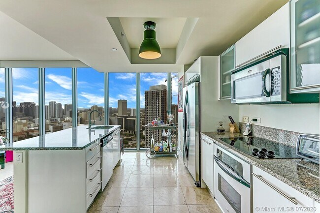 Photo - 888 Biscayne Blvd Apartments
