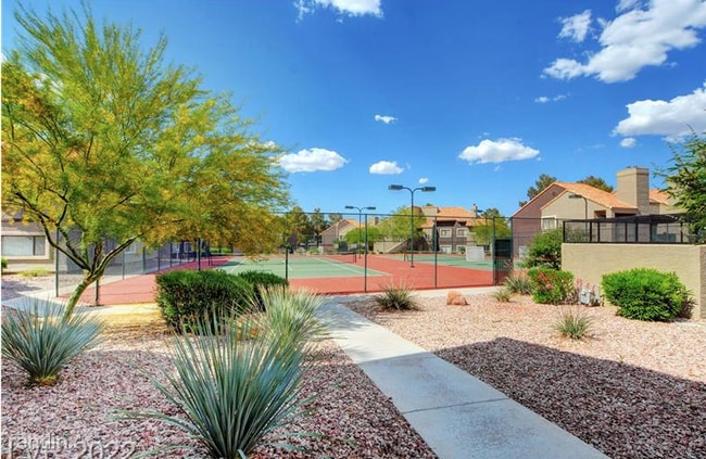 Building Photo - 2 br, 1 bath Condo - 5004 S Rainbow Blvd 1...