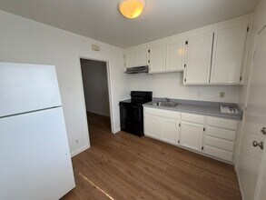 Building Photo - 314 Lawton St