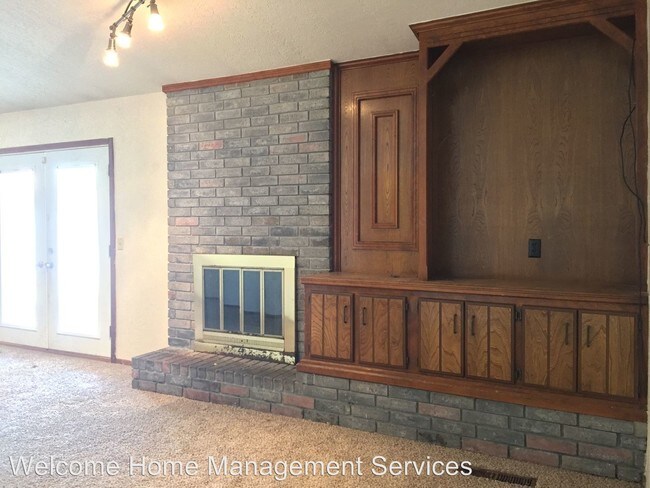 Building Photo - 1357 W Cedarbrook Ln
