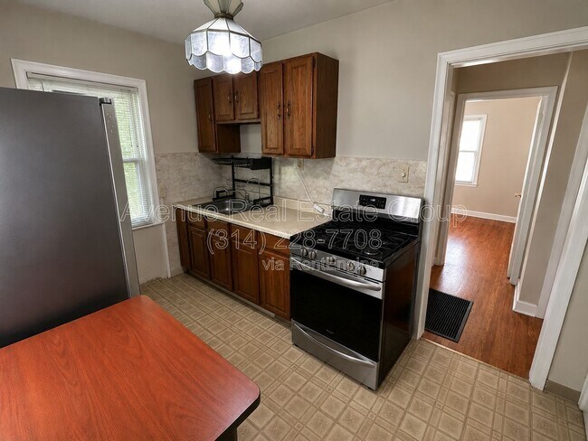 Building Photo - 7712 Brocton Ct
