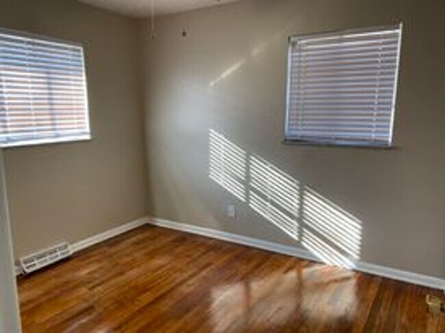 Foto del edificio - Cozy 3 Bedroom Ranch w/full basement