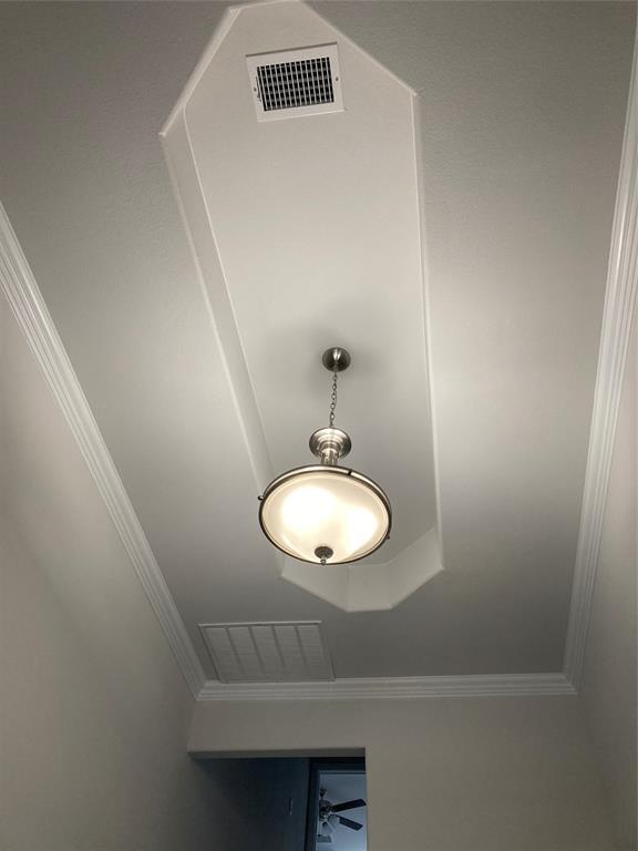 Foto del edificio - 545 Redbud Dr