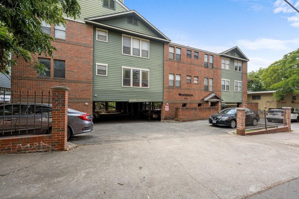 Primary Photo - 2706 Salado St
