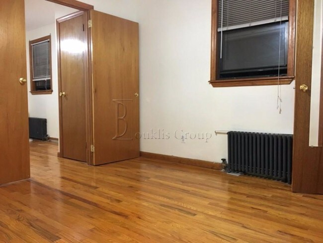 Building Photo - 1404 Astoria Park S